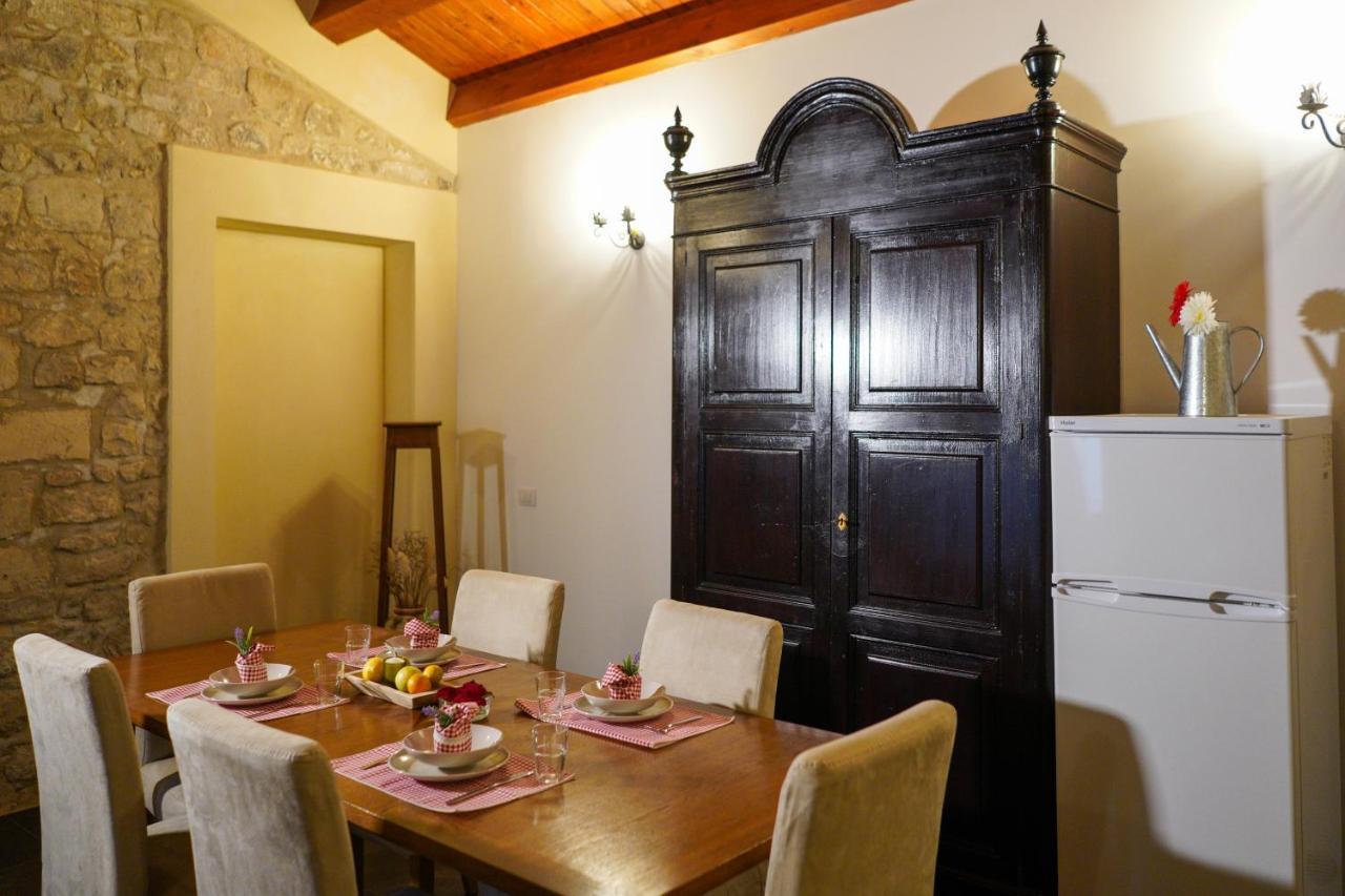 Historic Modica Villa Buitenkant foto