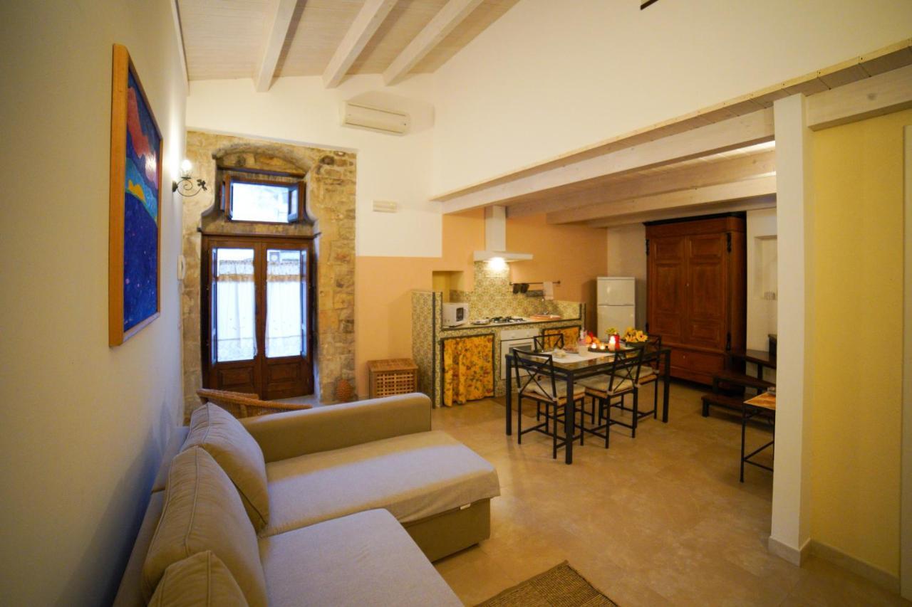 Historic Modica Villa Buitenkant foto