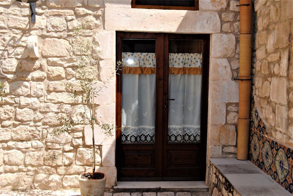 Historic Modica Villa Buitenkant foto